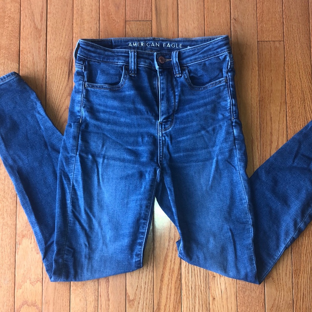 American Eagle Super High Rise Jegging